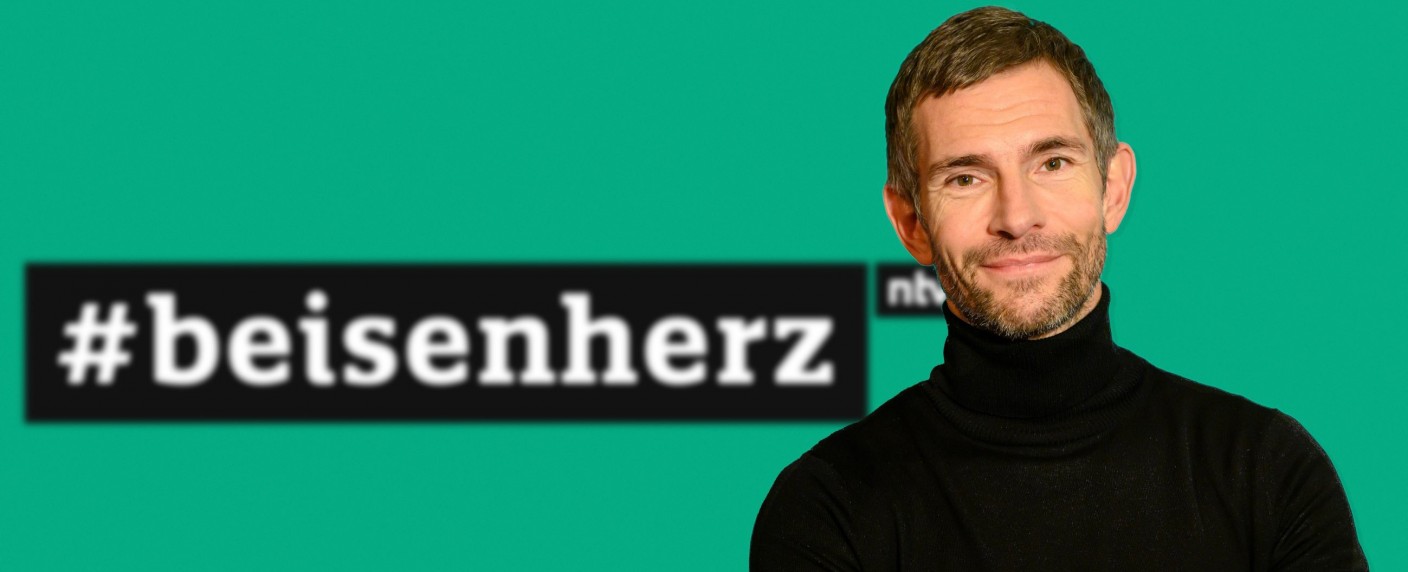 Micky Beisenherz talkt bald öfter bei ntv – „#beisenherz“ ab August wöchentlich auf Sendung – Bild: TVNOW/​Markus Hertrich