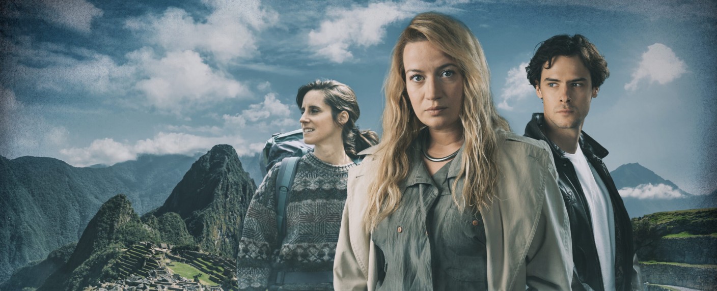 Quoten: Starker Auftakt für Miniserie „Mord auf dem Inka-Pfad“, Joko & Klaas siegen in der Zielgruppe – Stefan Raab, Stefano Zarrella und Doc Caro enttäuschen – Bild: ARD Degeto Film/​BR/​Westside Filmproduktion GmbH/​Joe Alblas/​Composing:Matthias Klegraf