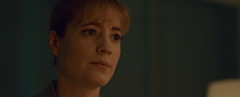 „Morsenet – The Book of Death“: Leonie Benesch als Thalamus-Chefin Eva Rolin – Bild: ZDF/Gerd Schelfhout