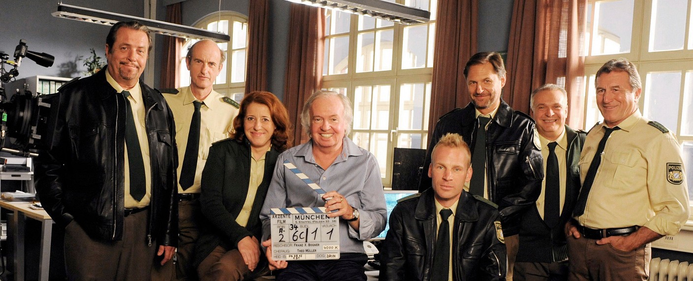 Drehstart für Staffel 5 von „München 7“ – „In aller Freundschaft – Die jungen Ärzte“ kehren Mitte September ins Erste zurück – Bild: ARD/​ munichpress.de/​ Guenther Reisp