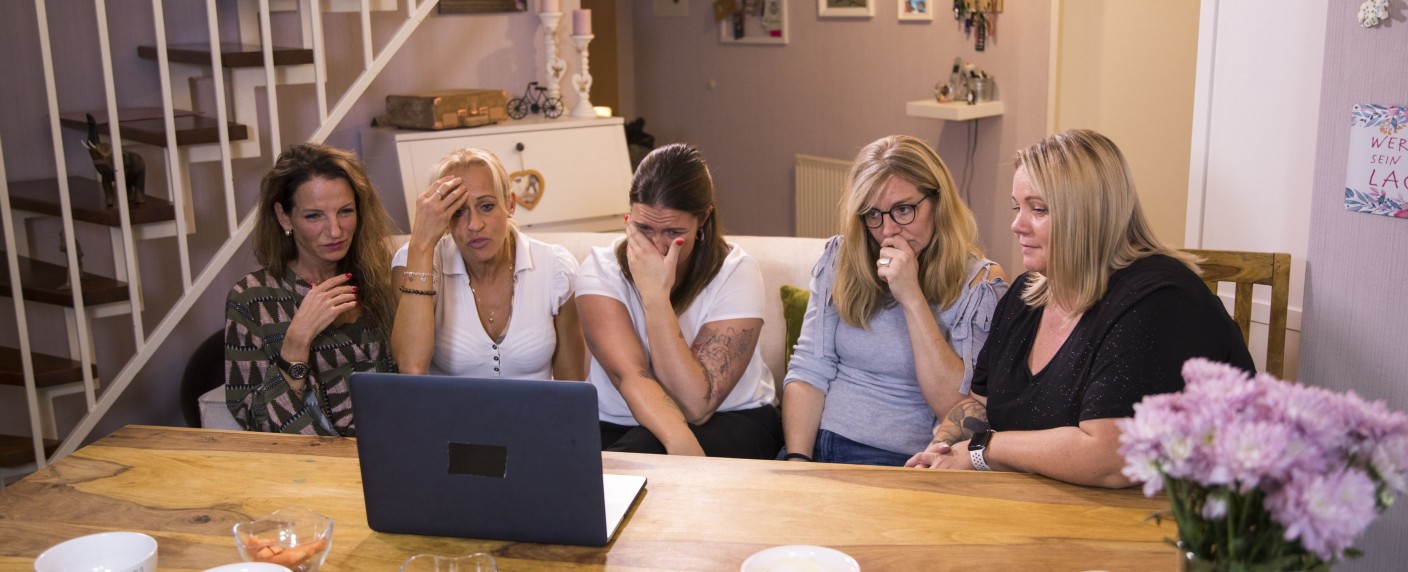 Quoten: Porno-Mütter schlagen Realitystars, „Outlander“ kehrt mau zurück – Aufwärtstrend für „9-1-1“, „Bares für Rares“-Trödelshow holt Tagessieg – Bild: Sat.1/​Marvin Kochen