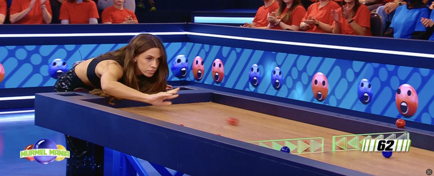 Quoten: „Murmel Mania“ kehrt schwach zurück, Sieg der DFB-Frauen dominiert – Enttäuschender Start der neuen Sat.1-Comedy „Messiah Superstar“ – Bild: Joyn