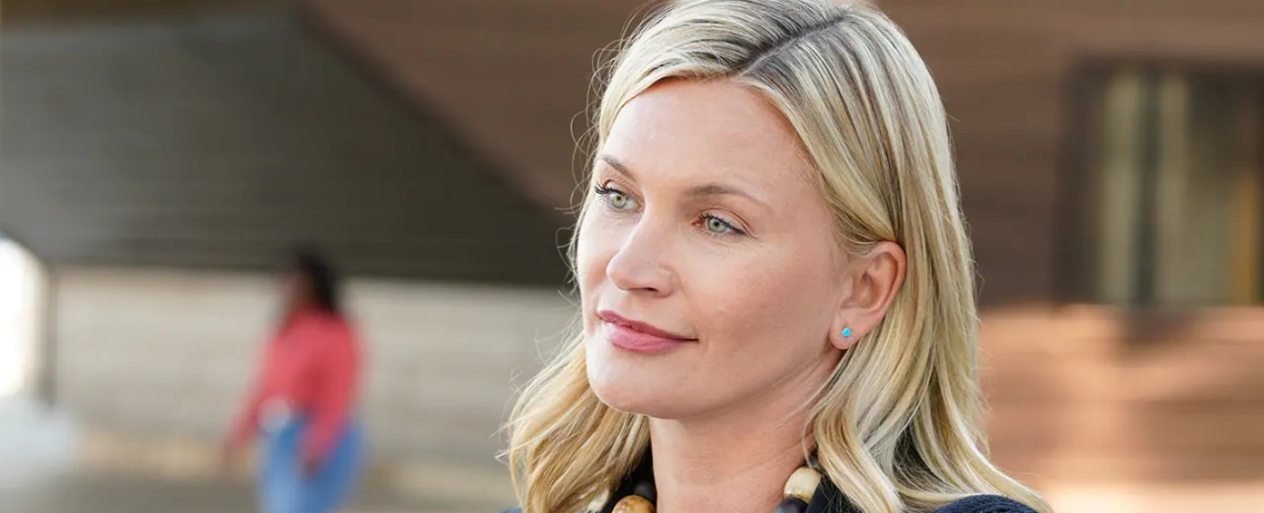 „Charmed“ engagiert Natasha Henstridge in vierter Staffel – Wächterin des Lichts braucht Harrys Hilfe – Bild: CBC