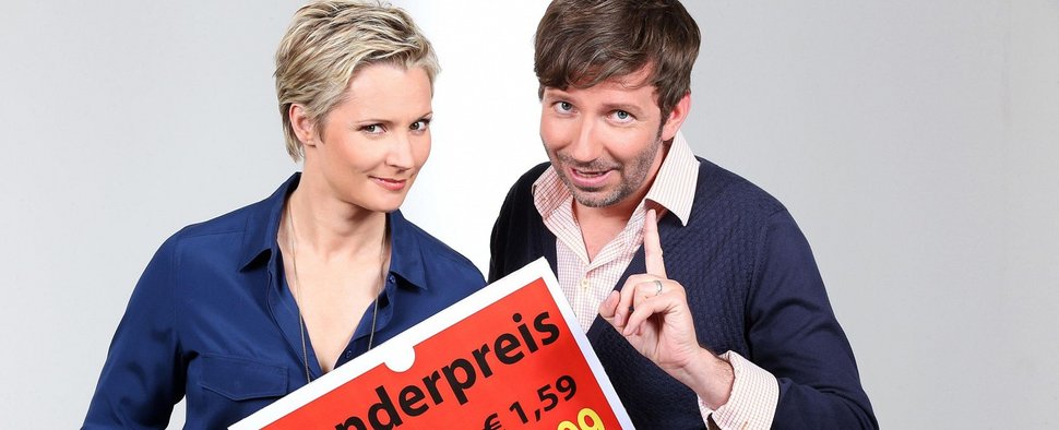 „Nicht mit uns“: Janine Steeger und Thorsten Schorn entlarven Marketing-Tricks – Bild: RTL / Stefan Gregorowius