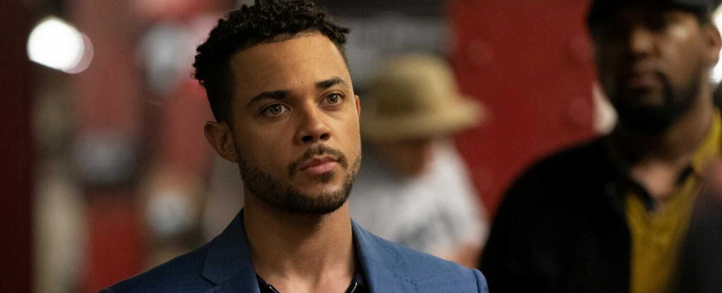 „Batwoman“: Weiterer Hauptdarsteller verstärkt die dritte Staffel – Nick Creegan („Law & Order: Organized Crime“) fortan Teil des Ensembles – Bild: NBC