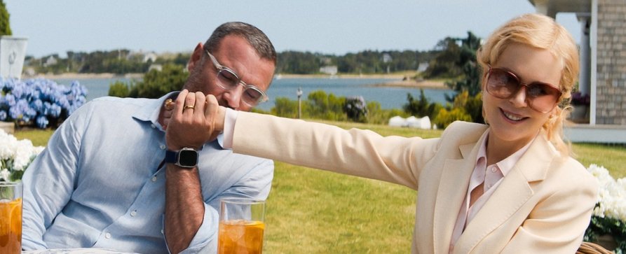 [UPDATE] „The Perfect Couple“: Trailer bestätigt Termin für neue Netflix-Serie mit Nicole Kidman („Nine Perfect Strangers“) – Miniserie im Agatha-Christie-Stil macht alle zu Mordverdächtigen – Bild: Netflix
