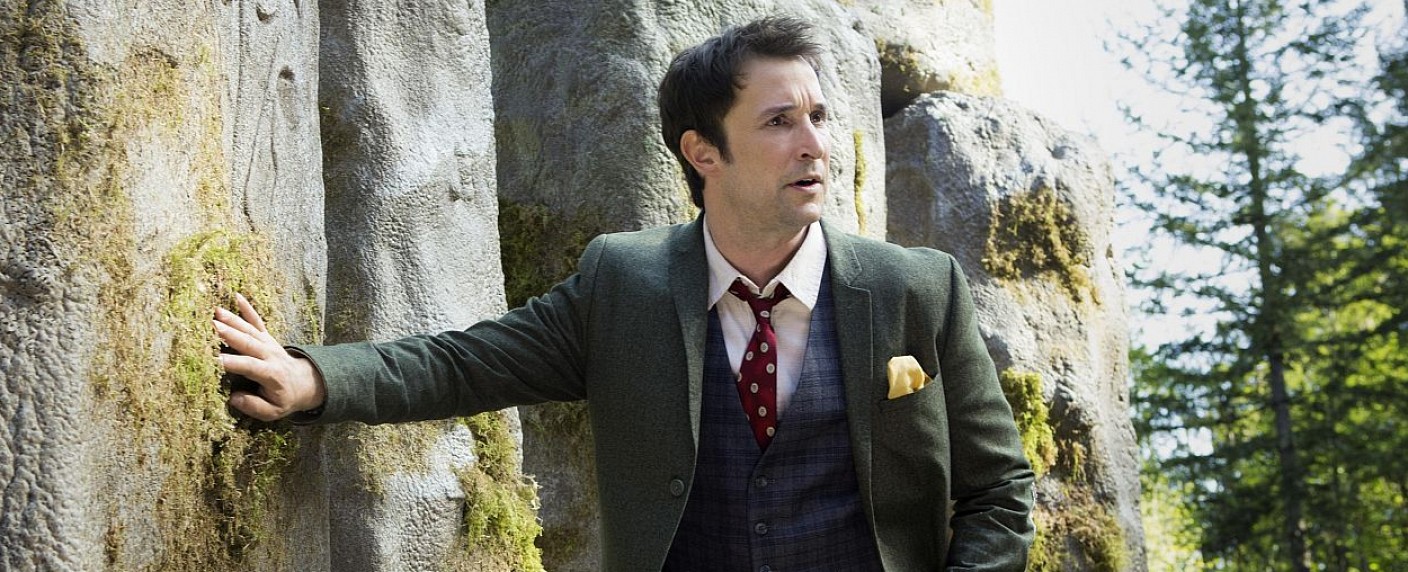 Noah Wyle und Judith Light mit neuer Thriller-Miniserie „Shadows in the Vinyard“ – Wein, Liebe und Erpressung in Burgund – Bild: TNT