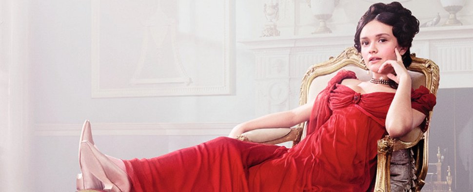 Olivia Cooke als Becky Sharp – Bild: ITV