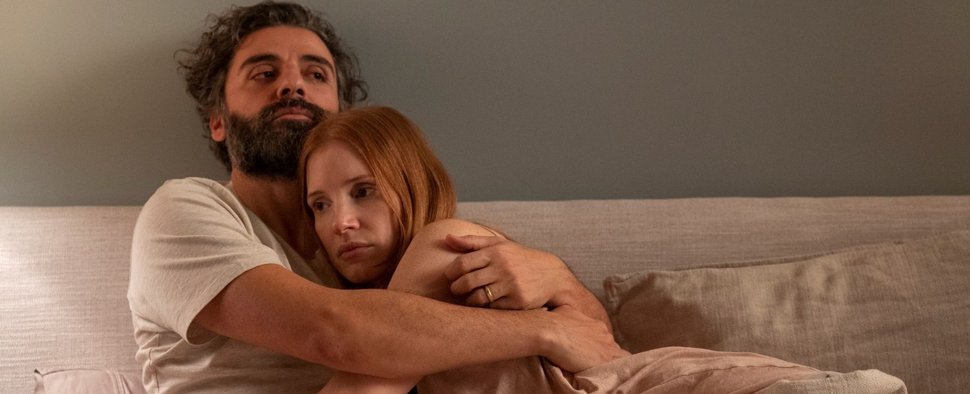 Oscar Isaac und Jessica Chastain in „Scenes from a Marriage“ – Bild: Jojo Whilden/HBO