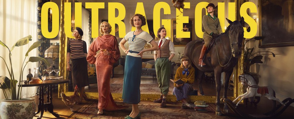 „Outrageous“: (v. l.) Unity Mitford (Shannon Watson), Diana Mitford (Joanna Vanderham), Nancy Mitford (Bessie Carter), Pamela Mitford (Isobel Jesper Jones), Jessica Mitford (Zoe Brough) und Deborah Mitford (Orla Hill) – Bild: WDR/Nicky Hamilton/UKTV/Firebird Pictures