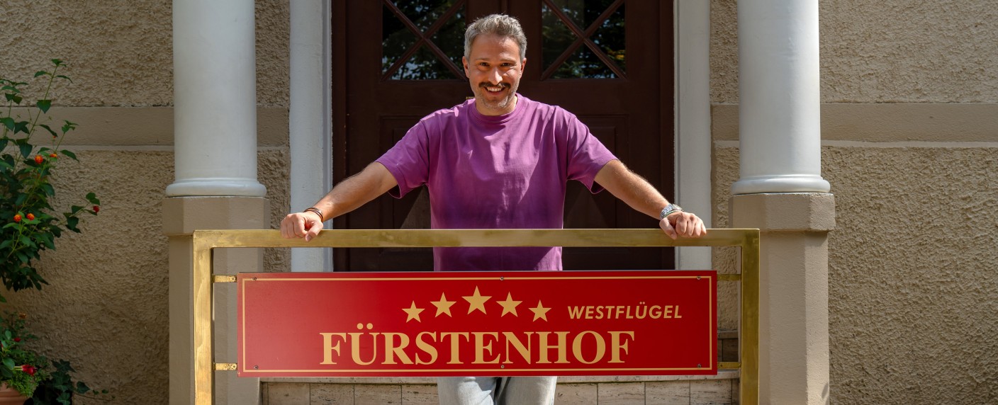 „Sturm der Liebe“ verpflichtet „Lena Lorenz“-Veteran Pablo Sprungala – Bichlheimer Beautysalon erhält neuen Besitzer