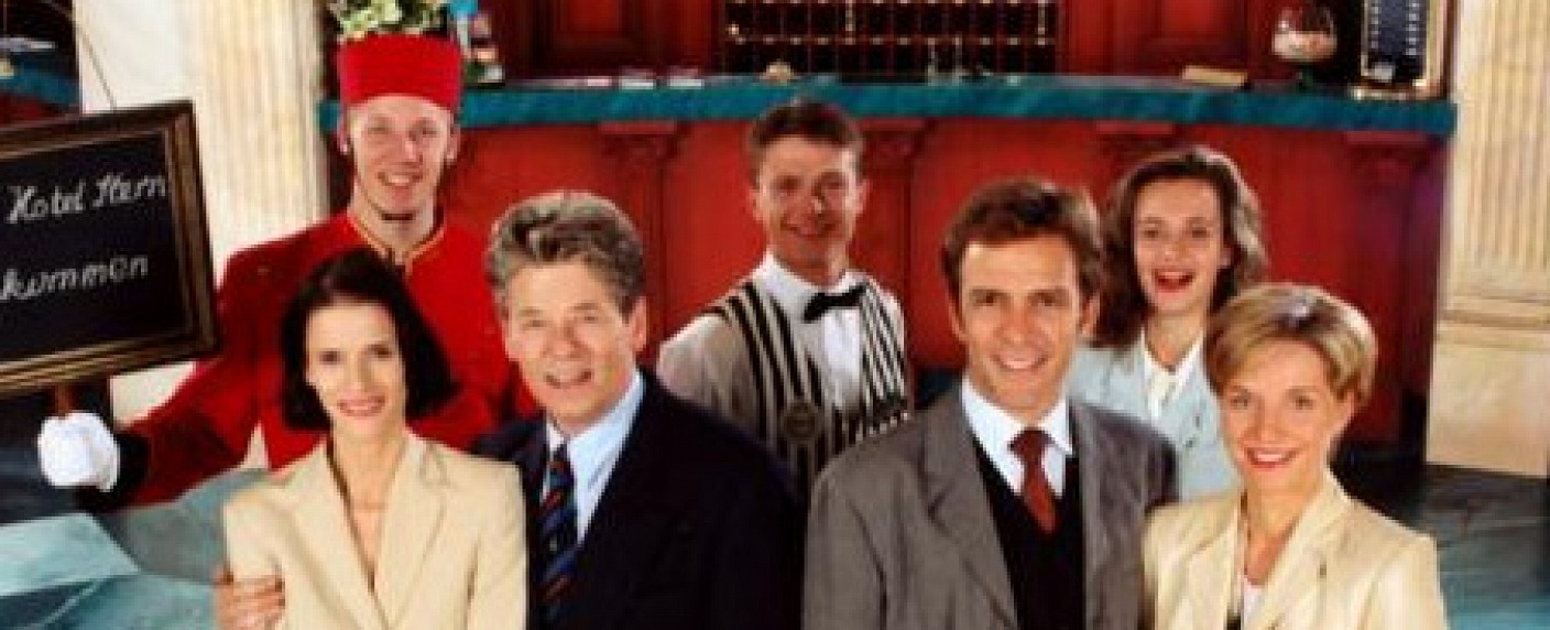 Anixe nimmt weitere deutsche Klassiker ins Programm – „Park Hotel Stern“, „Schmetterlinge im Bauch“ und „So ist das Leben!“ ab März – Bild: Sat.1/​Stefan Seib