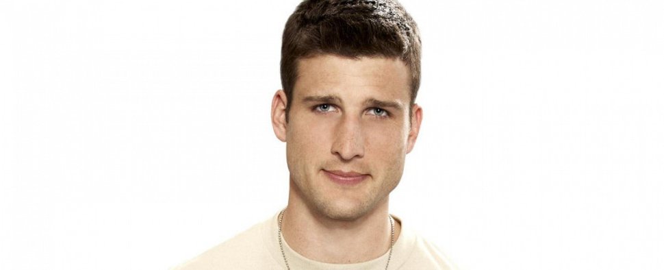 Parker Young als Randy Hill in „Enlisted“ – Bild: FOX