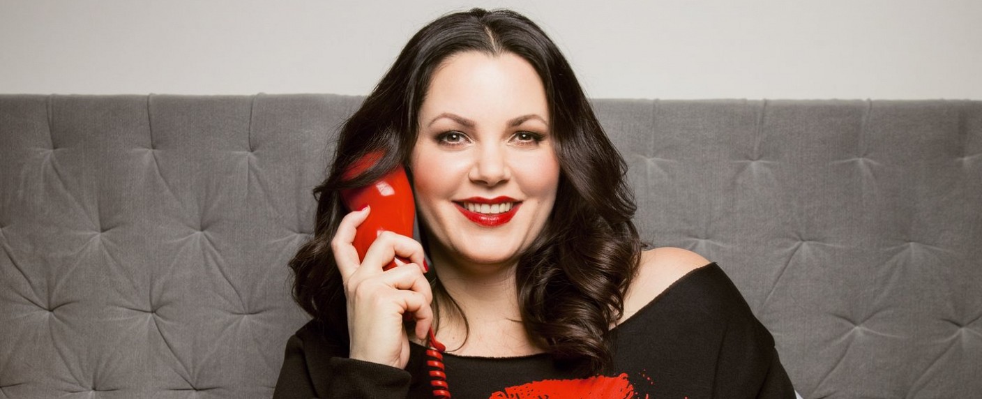 „Paula kommt“ bei sixx bald wieder am Telefon – Call-In-Show startet Ende des Monats in die vierte Staffel – Bild: sixx