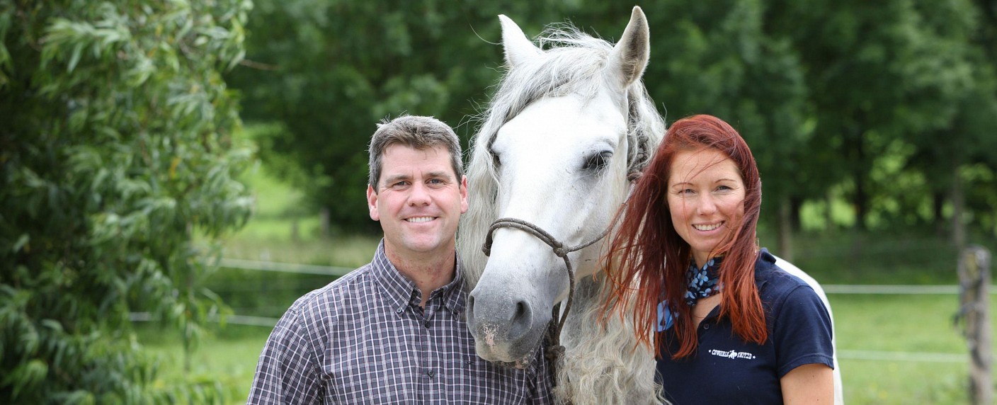 VOX-„Pferdeprofis“ melden sich mit neuen Folgen zurück – Ab Januar sorgt Staffel 5 für Harmonie zwischen Ross und Reiter – Bild: VOX/​Ralf Jürgens