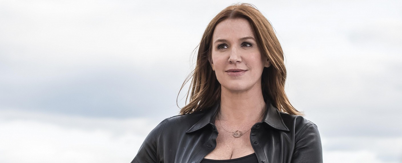 „Unforgettable“: Poppy Montgomery mit neuem Inselkrimi „Reef Break“ – ABC sichert sich Projekt als Sommerserie – Bild: A&E
