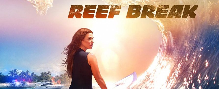 „Reef Break“: Erster Trailer zur neuen Gauner-Serie mit Poppy Montgomery – Betrügerin wird auf Inselparadies Gesetzeshüterin – Bild: ABC