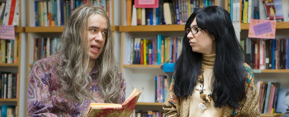 „Portlandia“: Fred Armisen und Carrie Brownstein als feministische Buchladenbesitzerinnen Toni und Candace – Bild: IFC