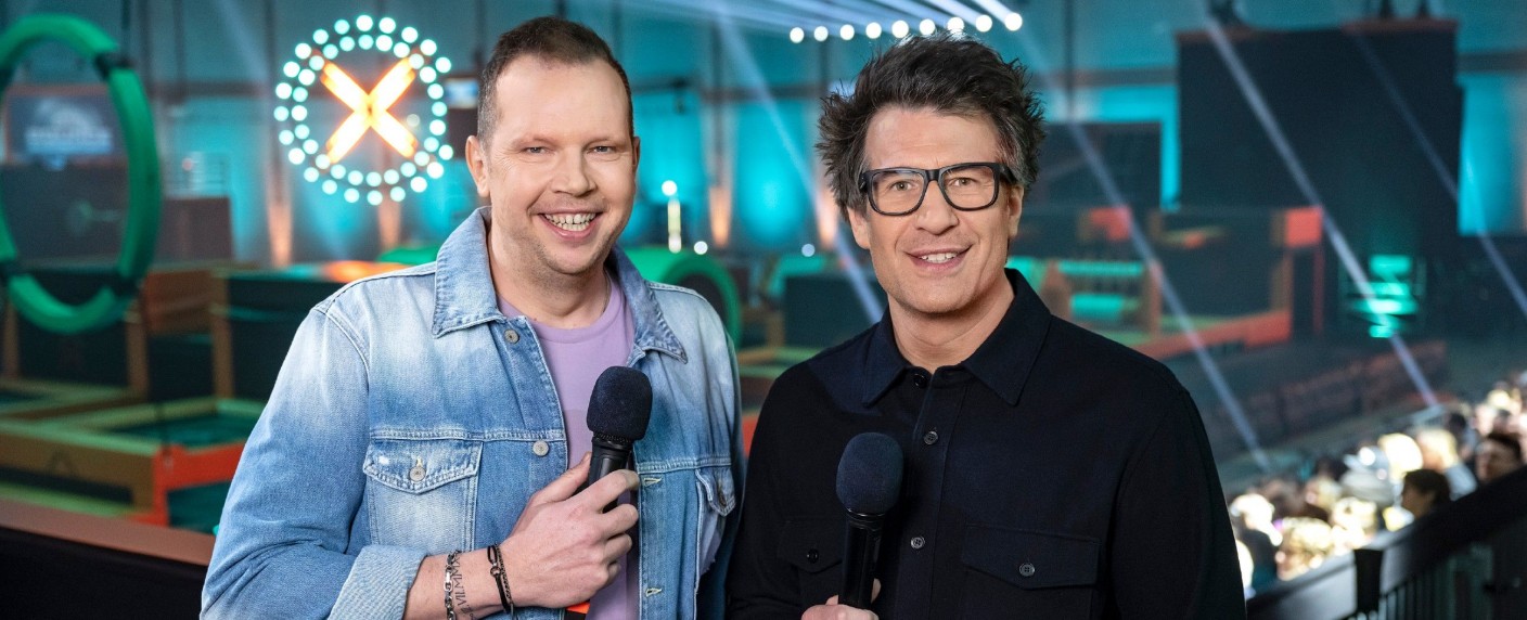 „Big Bounce“: RTL hievt Trampolin-Show auf den Samstagabend – Rückkehr der Action-Parcours-Show mit neuem Moderator – Bild: RTL/​Markus Hertrich