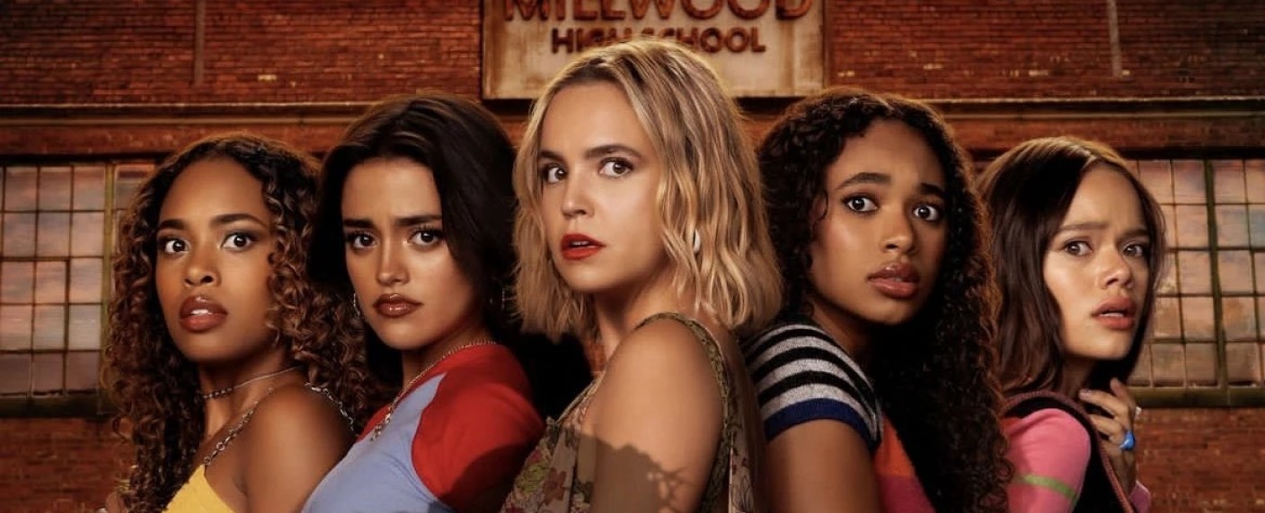 „Pretty Little Liars: Summer School“ schließt ihre Pforten – Max stellt Mysteryserie nach der zweiten Staffel ein – Bild: Max