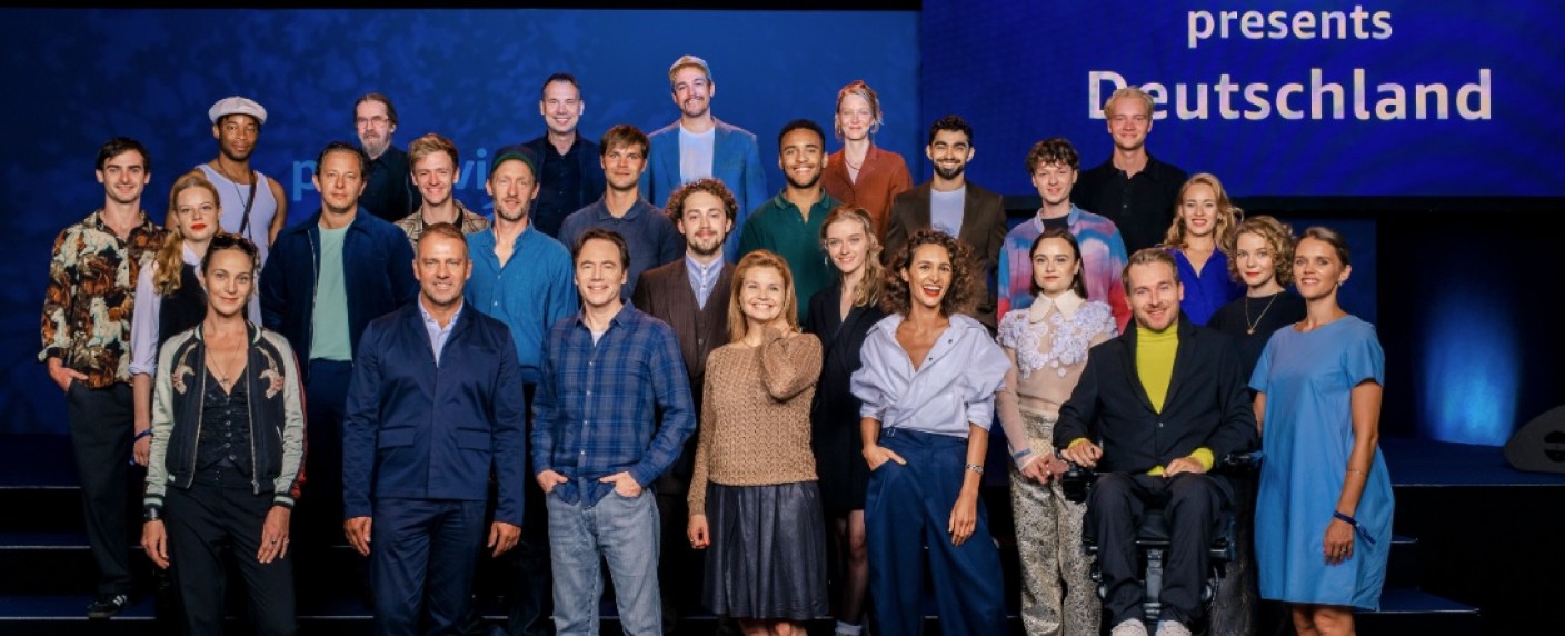 Prime-Video-Ausblick: Mit diesen Serien, Shows und Dokus will Amazon 2023 noch erfolgreicher werden – Projekte mit Wolfgang Hohlbein, Sebastian Fitzek, Martina Hill, Joko Winterscheidt und Jan Ullrich – Bild: © 2022 Amazon.com, Inc. or its affiliates/​Frank Zauritz