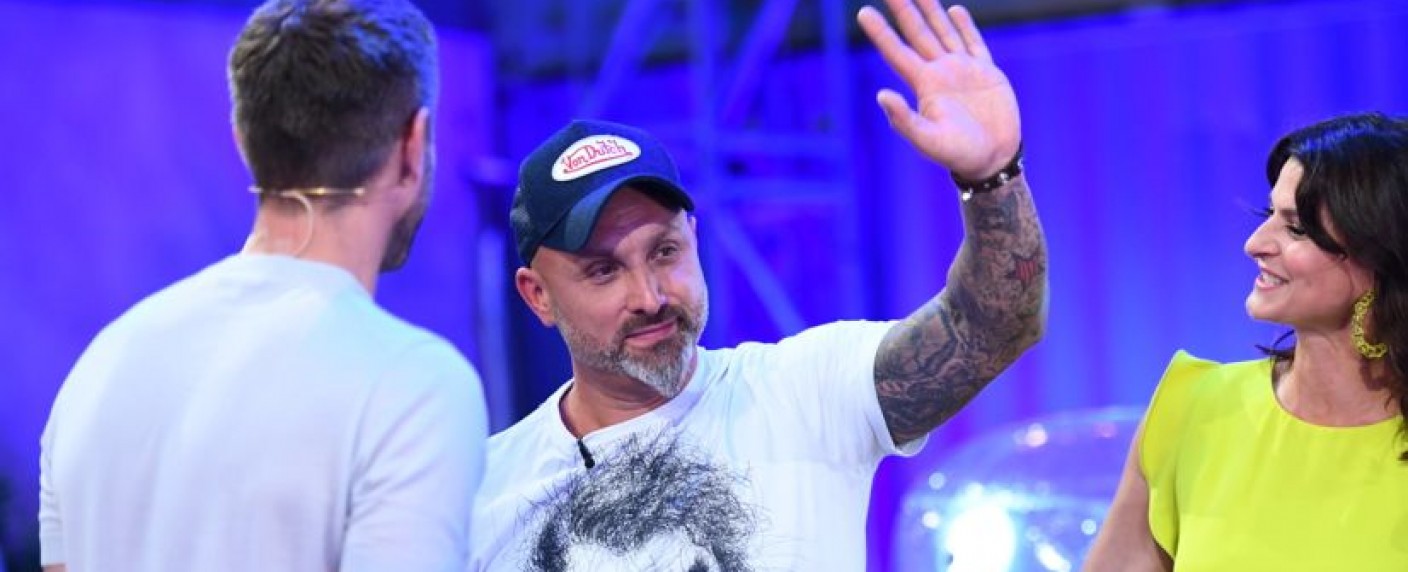 Quoten: Zlatko-Effekt? „Promi Big Brother“-Auftakt so stark wie lange nicht – RTL-„Fernsehmomente“ und „Bones“-Marathon bei VOX halten sich wacker – Bild: Sat.1/​Willi Weber