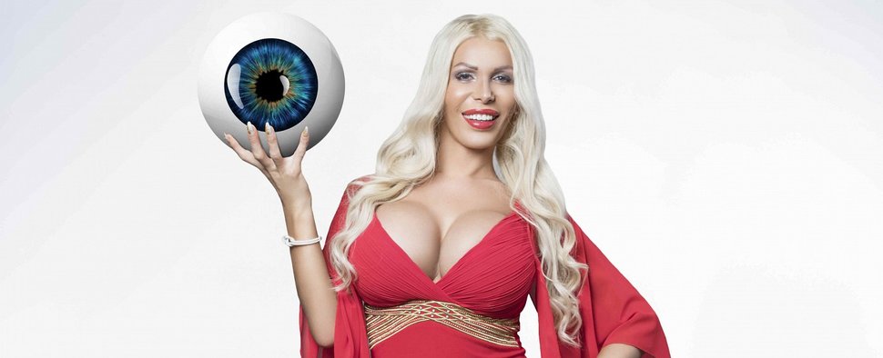 „Promi Big Brother“: Edona James musste das Haus verlassen – Bild: Sat.1/Stephan Pick