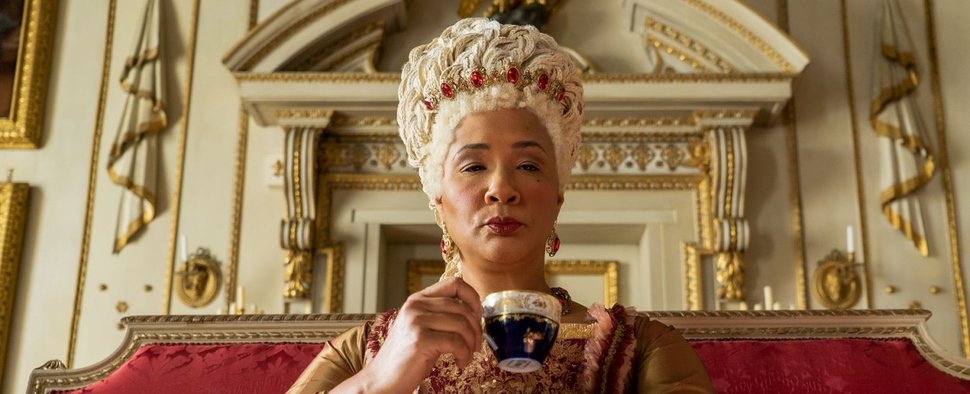 Queen Charlotte (Golda Rosheuvel) in der ersten Staffel von „Bridgerton“ – Bild: Netflix/Liam Daniel