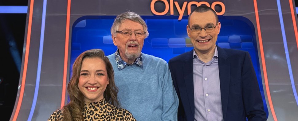 Der „Quizduell-Olymp“ (v. l.): Marie-Louise Finck, Prof. Eckhard Freise und Thorsten Zirkel – Bild: ARD/ITV Studio