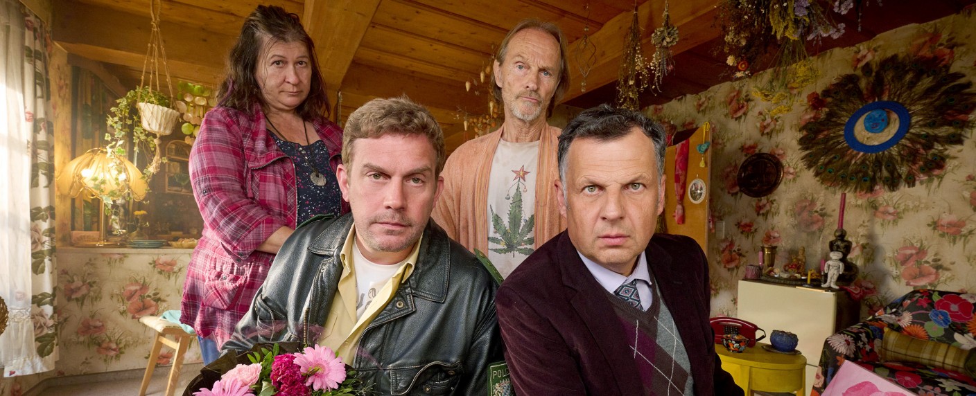 Quoten: „Rehragout-Rendezvous“ triumphiert bei Jüngeren, „Nord Nord Mord“ insgesamt – Basketball-Testspiel punktet erst spät, „Undercover Boss“ überzeugt – Bild: ARD Degeto/​BR/​Constantin Film Verleih GmbH/​Bernd Schuller