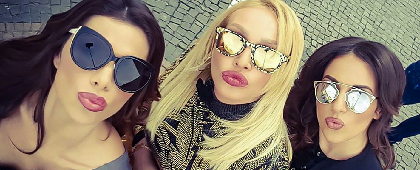 „Reich & Sexy“: Neue RTL II-Doku-Soap begleitet verwöhnte Luxus-Ladies – Neue Folgen der „Geissens“ und „Teenie-Mütter“ im Herbst – Bild: RTL II