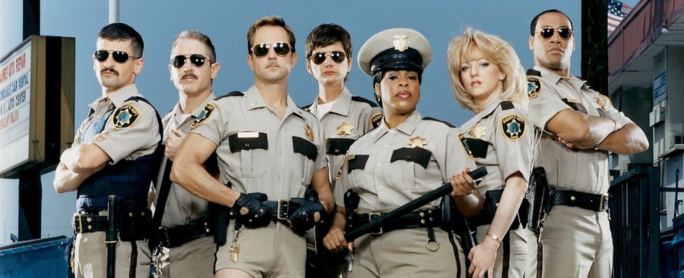 „Reno 911!“: US-Polizei-Satire nach zwölf Jahren zurück im Free-TV – Mockumentary mit Niecy Nash über inszenierten Polizeialltag – Bild: Comedy Central