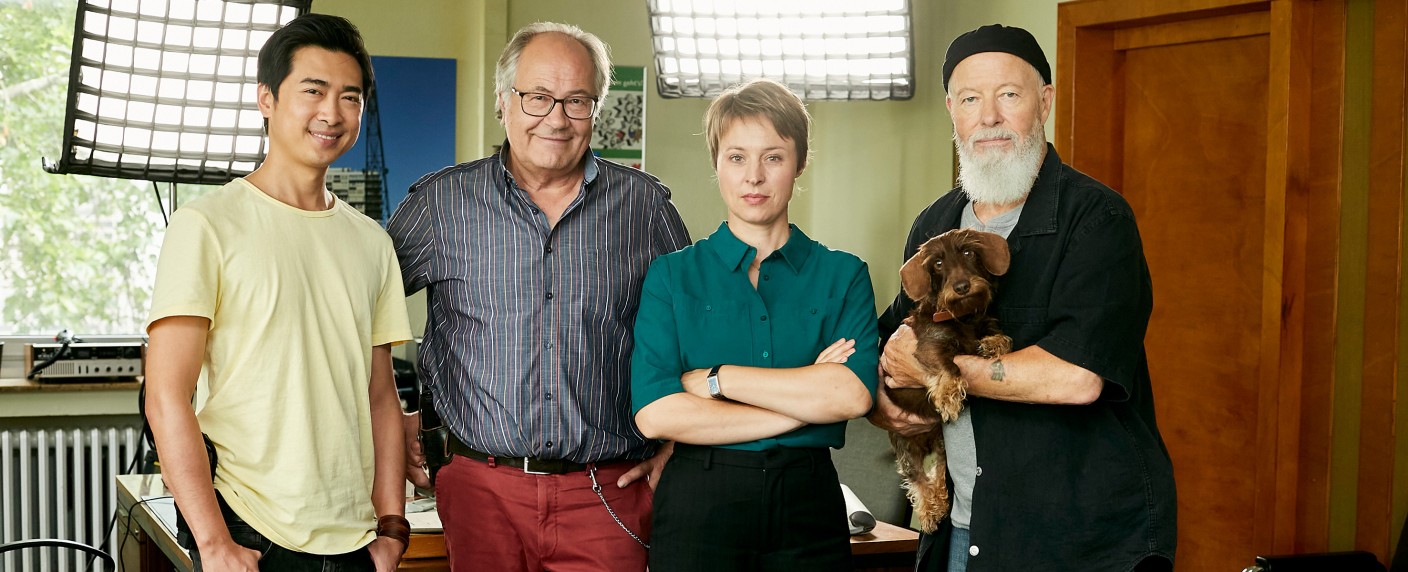 Die „Rentnercops“ ermitteln wieder für die ARD – Drehstart für die sechste Staffel in Köln – Bild: ARD/​Kai Schulz