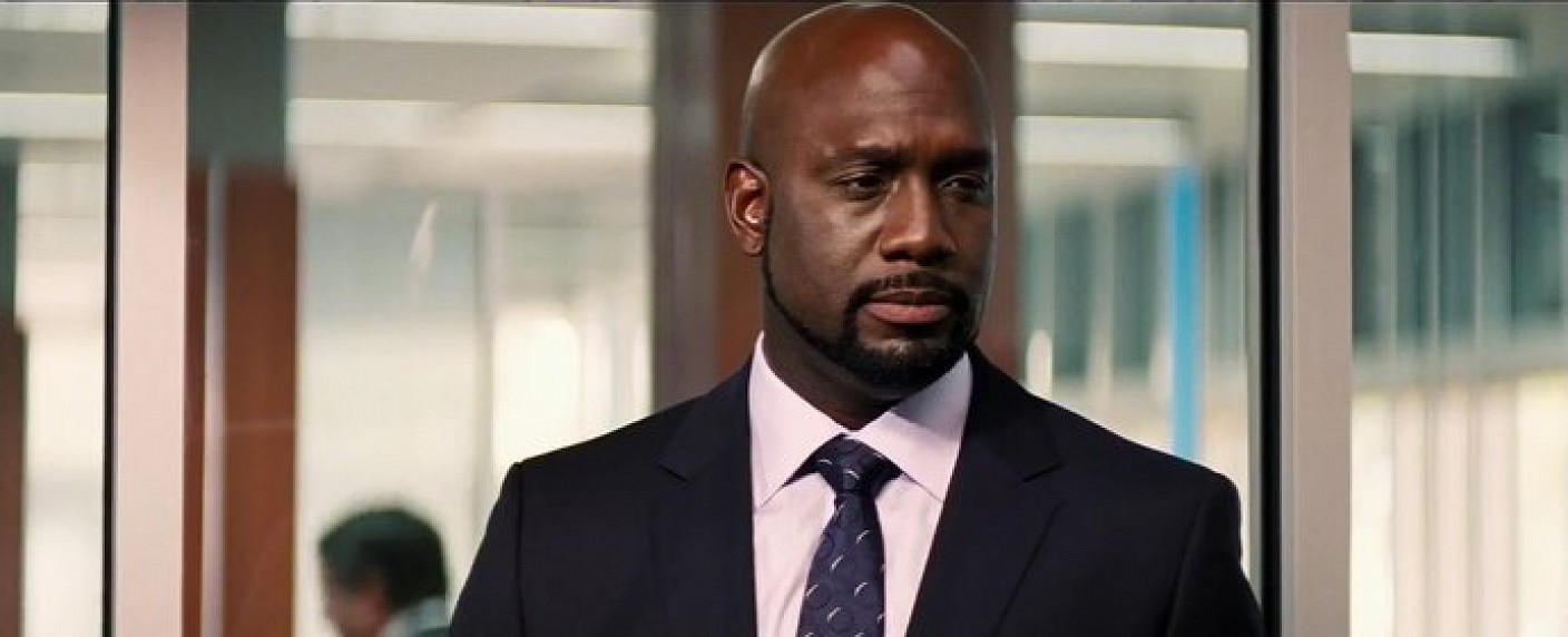„The Rookie“: Richard T. Jones verstärkt neues Nathan-Fillion-Drama – „Für alle Fälle Amy“-Veteran einmal mehr als Polizist im Einsatz – Bild: Warner Bros. Pictures