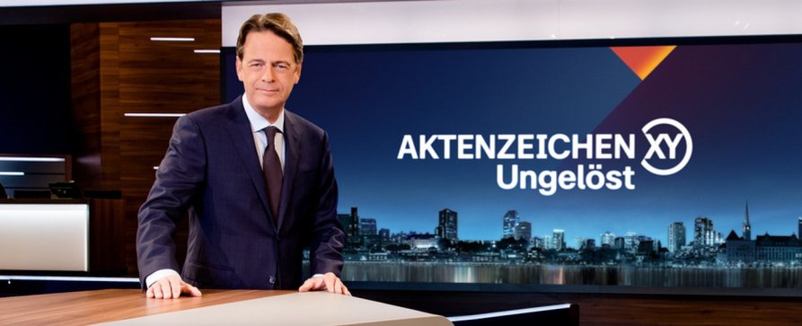 „Aktenzeichen XY“: Neues Special blickt hinter die Kulissen – ZDF zeigt in Dokumentation, wie die Fahndungssendung entsteht – Bild: ZDF/Nadine Rupp „Aktenzeichen XY“: Neues Special blickt hinter die Kulissen – ZDF zeigt in Dokumentation, wie die Fahndungssendung entsteht – Bild: ZDF/Nadine Rupp