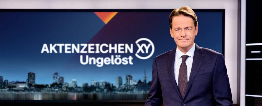 Heute Abend: 600. Ausgabe von „Aktenzeichen XY … Ungelöst“ im ZDF – Rudi Cerne präsentiert Jubiläum des Fahndungsklassikers – Bild: ZDF/​Nadine Rupp