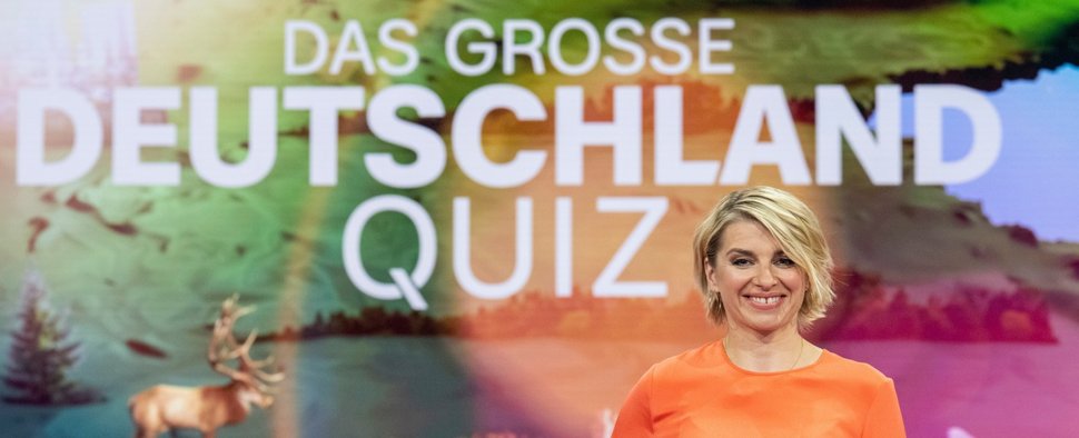 Sabine Heinrich präsentiert „Das große Deutschland-Quiz“ – Bild: ZDF/Sascha Baumann