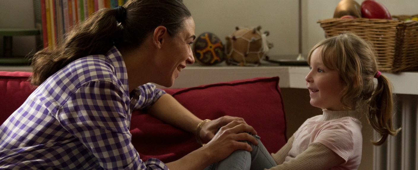 „Safe“: ZDFneo verrät Starttermin für Drama von Caroline Link – Serie um zwei Jugendtherapeuten startet als „neoriginal“ – Bild: ZDF/​Julia von Vietinghoff