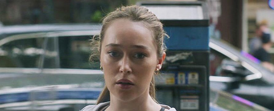 „Saint X“: Serienadaption mit Alycia Debnam-Carey verschenkt Chancen – Review – Verfilmung wird vielgelobter, vielschichtiger Vorlage um Mord im Urlaubsparadies nicht gerecht – Bild: ABC Signatur/​Hulu