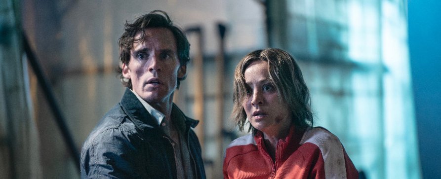 „Vanished“: Weltpremiere für neue Serie mit „The Big Bang Theory“-Star Kaley Cuoco und Matthias Schweighöfer – ARD Degeto als Koproduzent des Thrillers – Bild: Bruno Calvo/​AGC Studios