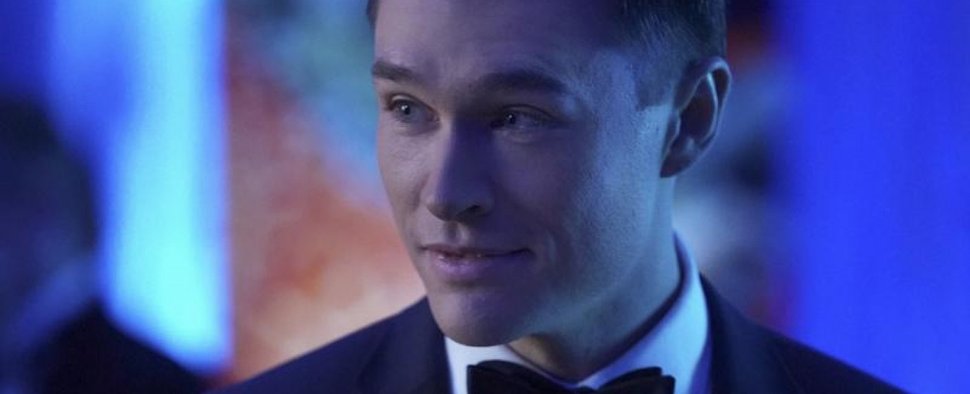 Sam Underwood als Adam Carrington in der dritten Staffel von „Der Denver-Clan“ – Bild: The CW Network, LLC. All rights reserved.