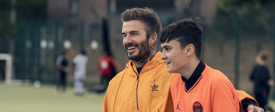 „Save Our Squad“ mit David Beckham findet Starttermin bei Disney+ – Britischer Fußballnationalheld rettet junge Kicker vor dem Abstieg – Bild: Disney