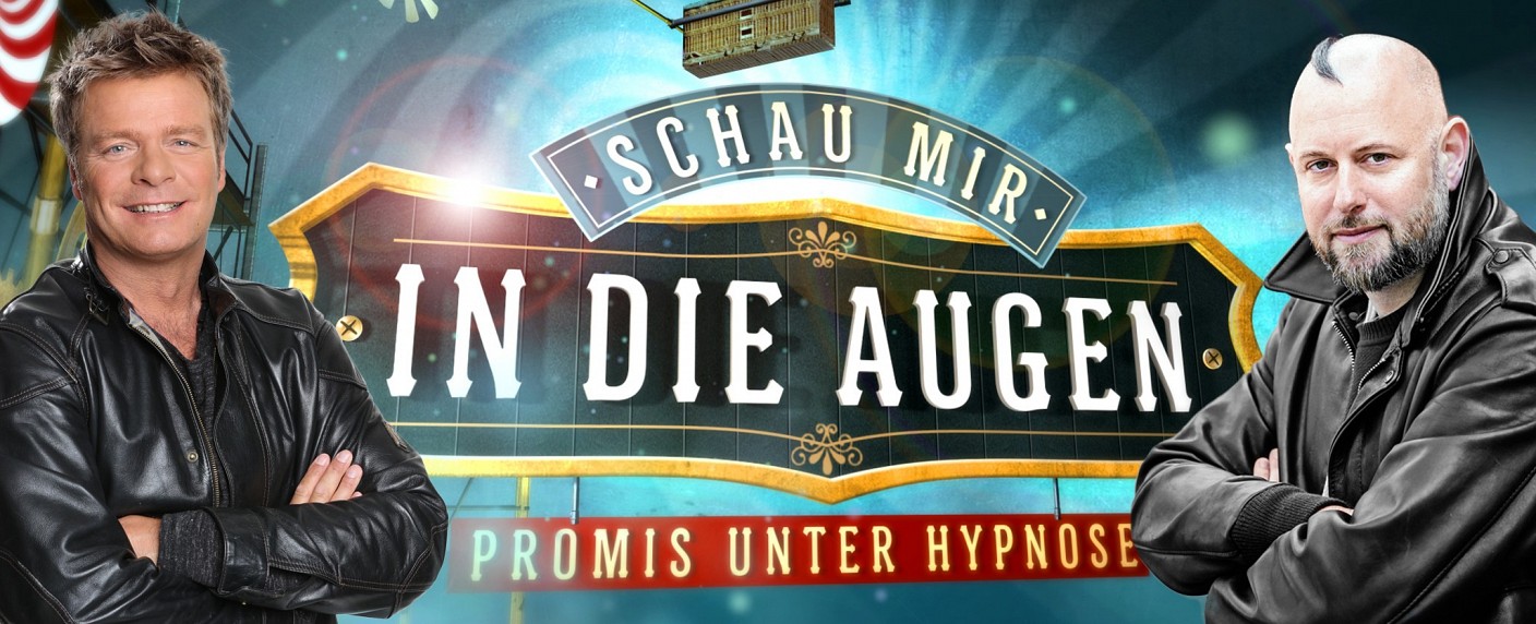 „Schau mir in die Augen“: Oliver Geissen moderiert Hypnoseshow bei RTL – Jan Becker hypnotisiert zehn Promis in Eventshow – Bild: RTL/​Gordon Mühle/​Wischmeyer