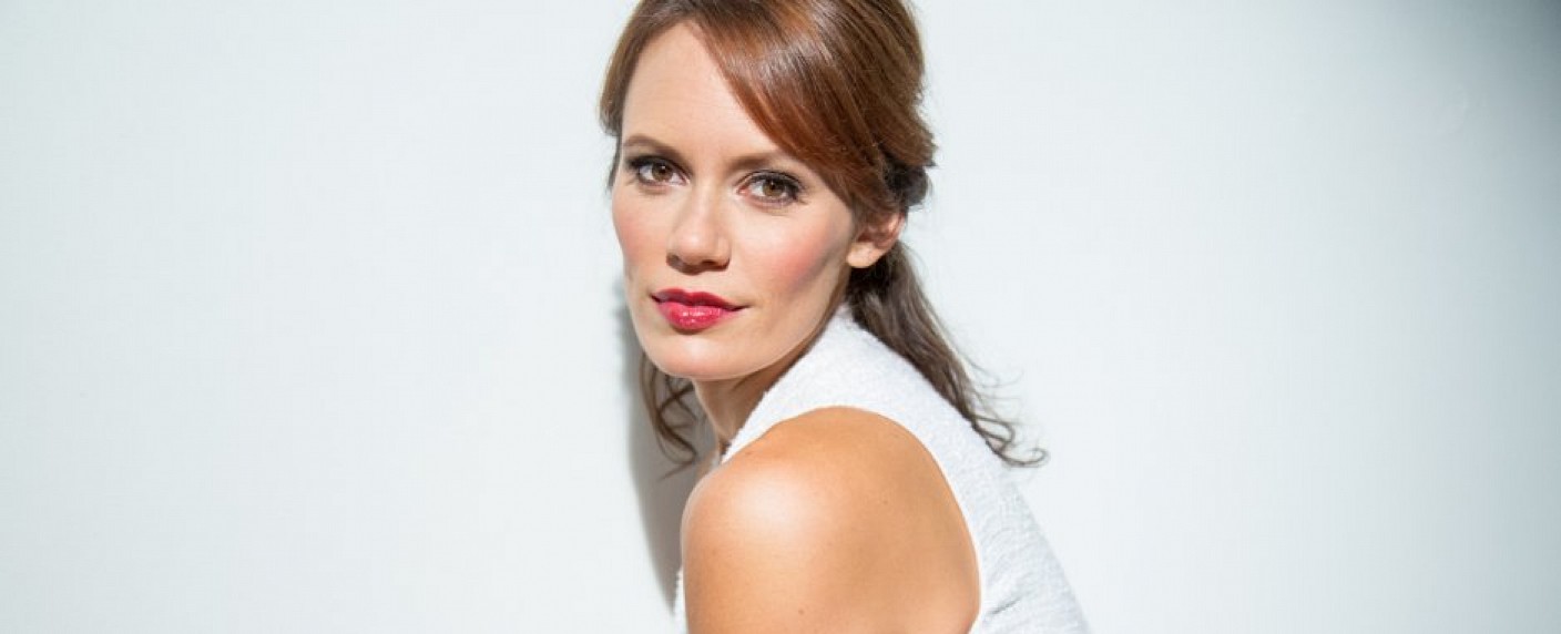 „Supernatural“: Emily Swallow („The Mentalist“) als Bösewicht engagiert – „Monday Mornings“-Darstellerin wird zur Femme Fatale – Bild: Publicity Foto (IMDB)/​Foto: Riker Brothers