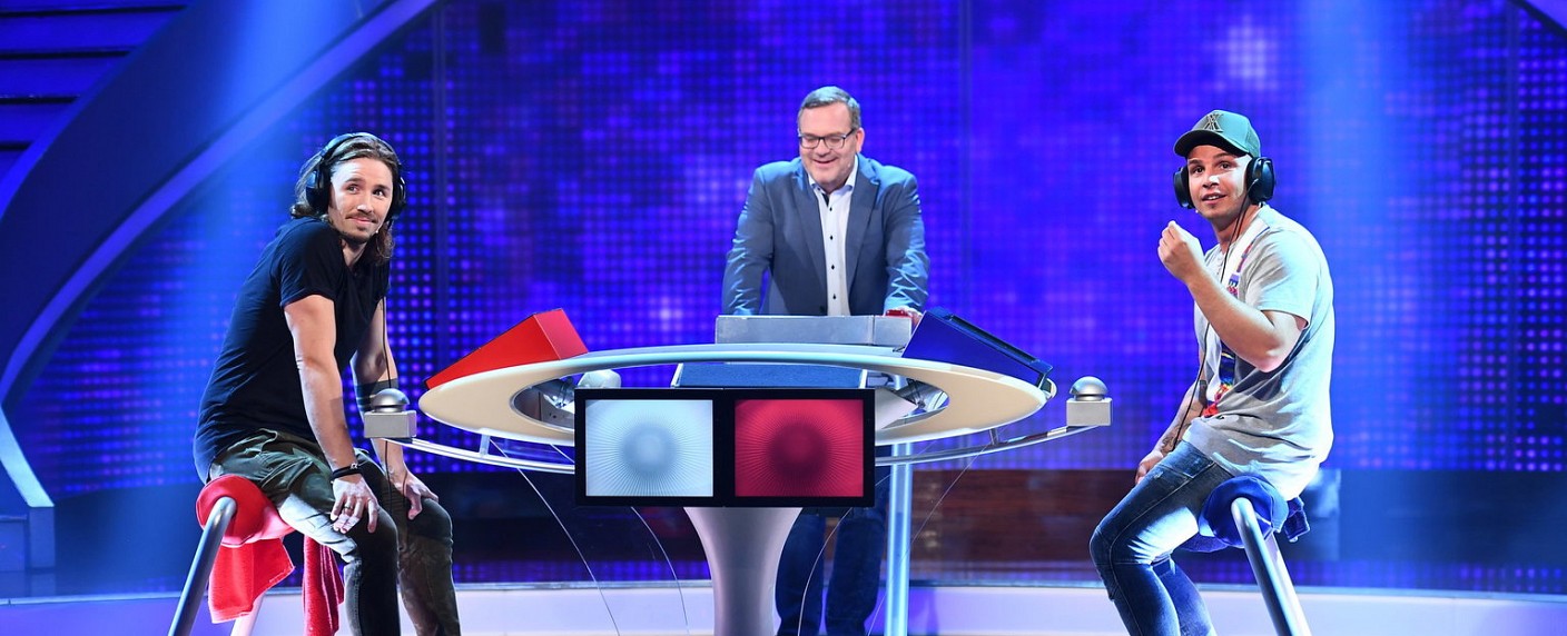 Quoten: Tolles „Schlag den Star“-Comeback, Tagessieg für Hitze-„Brennpunkt“ – „Deception“ bleibt für Sat.1 ein Erfolg, „Curvy Supermodel“ startet durchwachsen – Bild: ProSieben/​Willi Weber