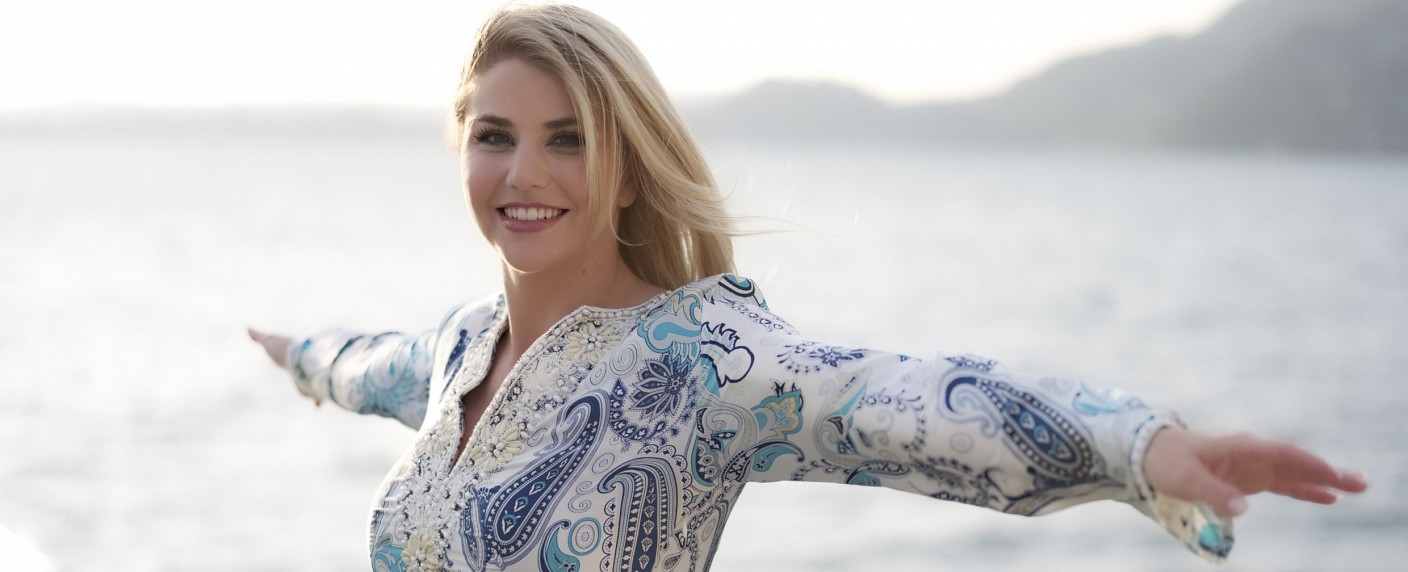 „Schlager & Meer“: Neue Show mit Beatrice Egli startet im Februar – Kreuzfahrtreise mit Kerstin Ott, Francine Jordi und Co. im MDR – Bild: MDR/​Volker Neumüller
