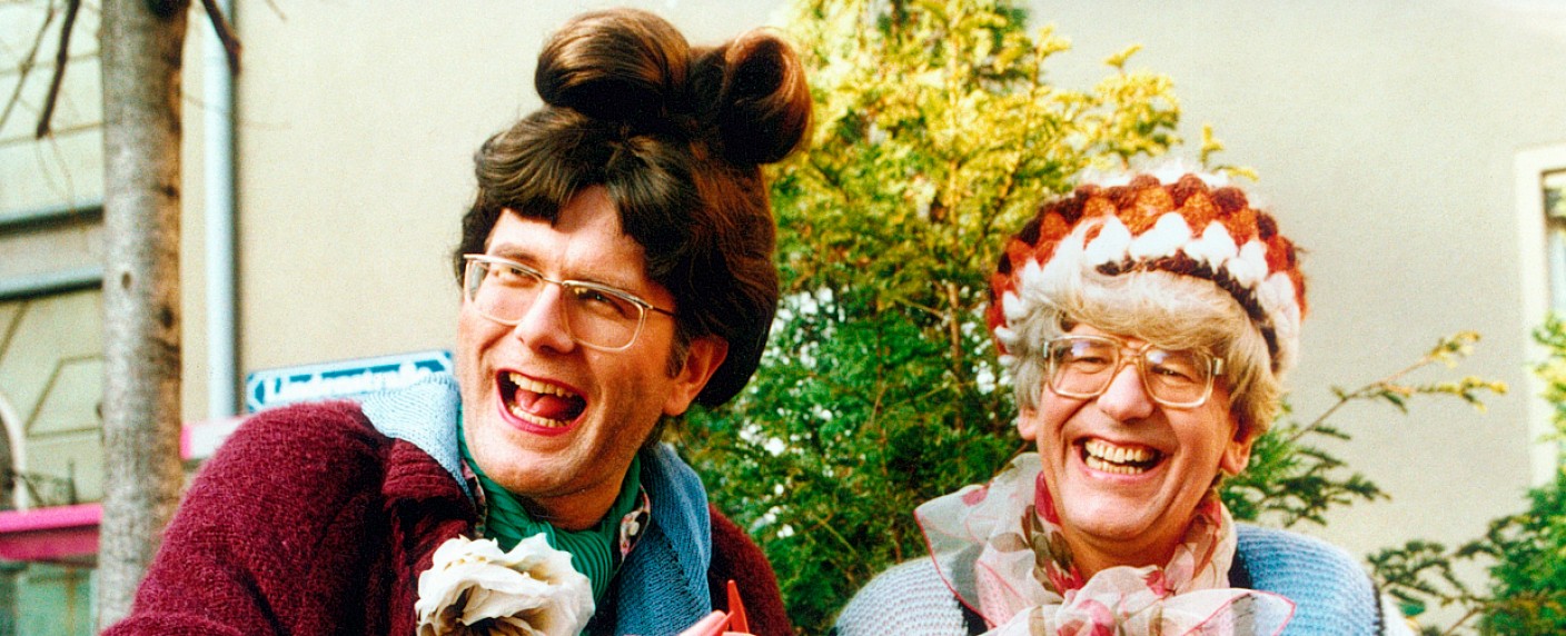 „Schmidteinander“ erscheint komplett auf DVD – Alle Folgen mit Harald Schmidt und Herbert Feuerstein erscheinen auf Disc – Bild: WDR/​Harald Kratzer