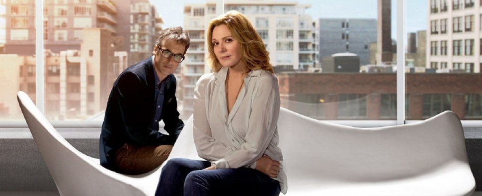 Davina (Kim Cattrall) mit Ehemann Al (Don McKellar) in „Sensitive Skin“ – Bild: HBO Canada