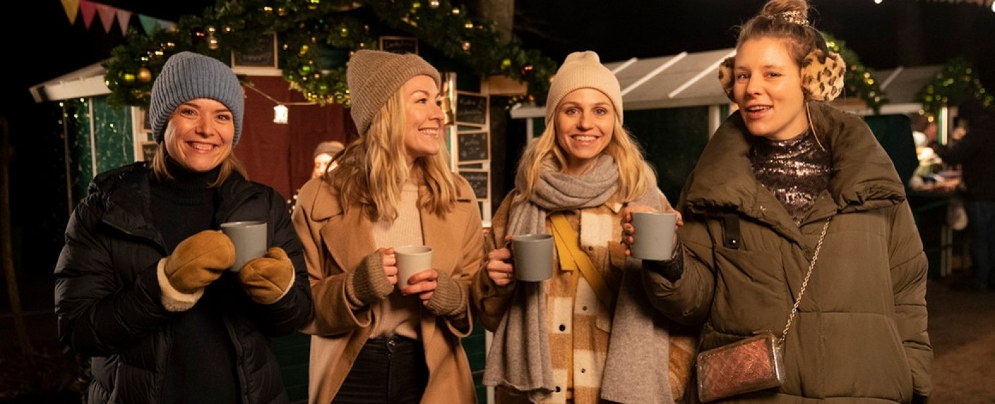 „Servus Baby“: Dritte Staffel der bayerischen Comedy fertig abgedreht – Gefühlschaos in der Vorweihnachtszeit – Bild: BR/​PSSST! Film/​Marc Reimann