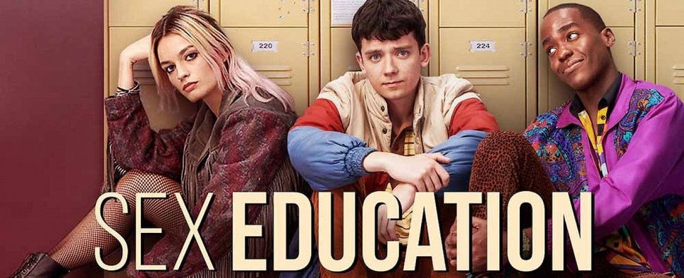 „Sex Education“: Maeve (Emma Mackey), Otis (Asa Butterfield) und Eric (Ncuti Gatwa) – Bild: Netflix